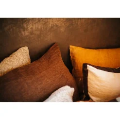 Pomax Coussins-ALPHA BASICS - coussin - lin - L 70 x W 50 cm - ocre