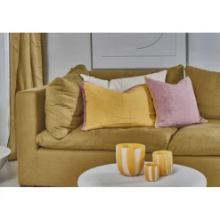 Pomax Coussins-ALPHA BORDERS - coussin - lin / velours - L 60 x W 40 cm - moutarde