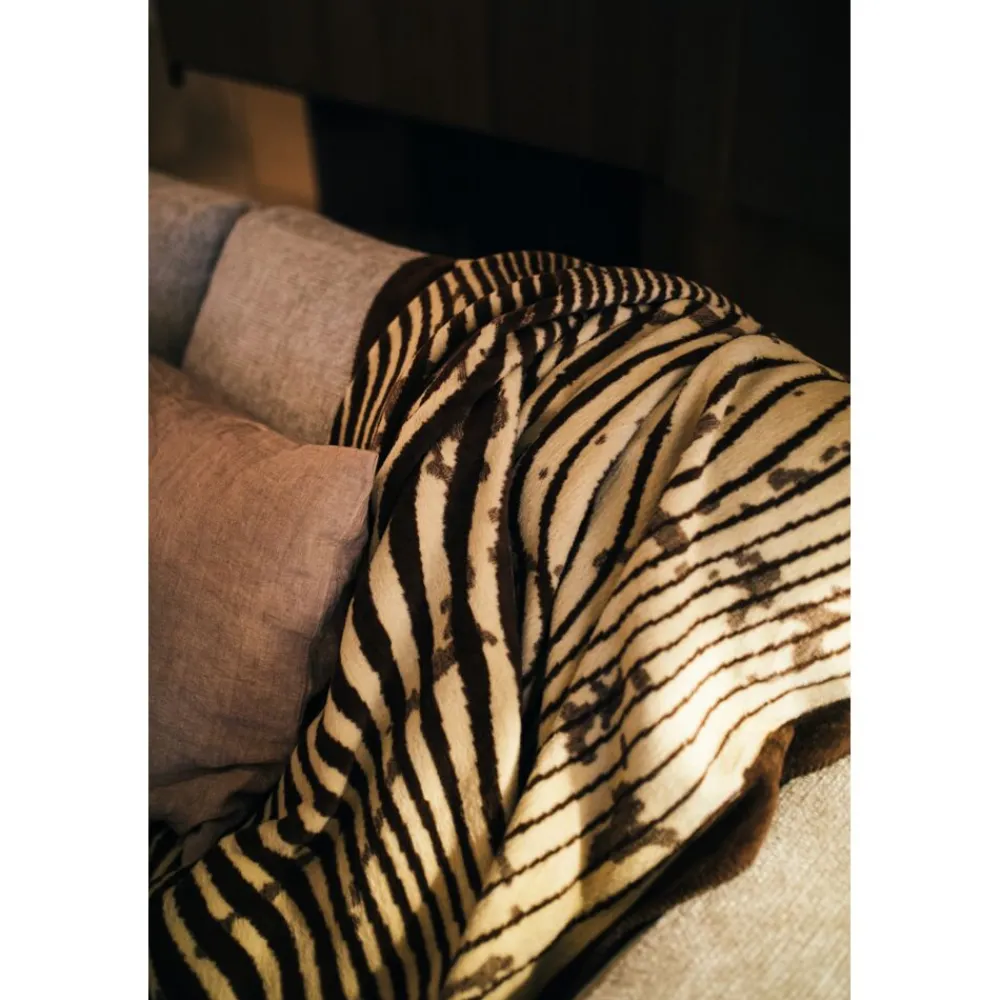 Pomax Plaids-CORFINO - couverture - coton / acrylique - L 200 x W 150 cm - brun