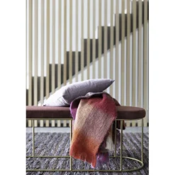 Pomax Bancs-FITZGERALD - banc oval - tissu / métal - L 107 x W 37 x H 43 cm - framboise
