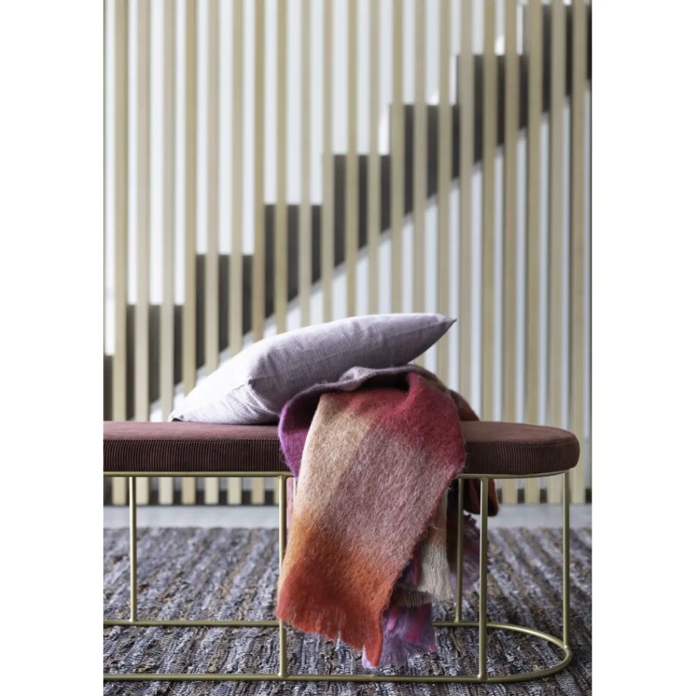 Pomax Bancs-FITZGERALD - banc oval - tissu / métal - L 107 x W 37 x H 43 cm - framboise