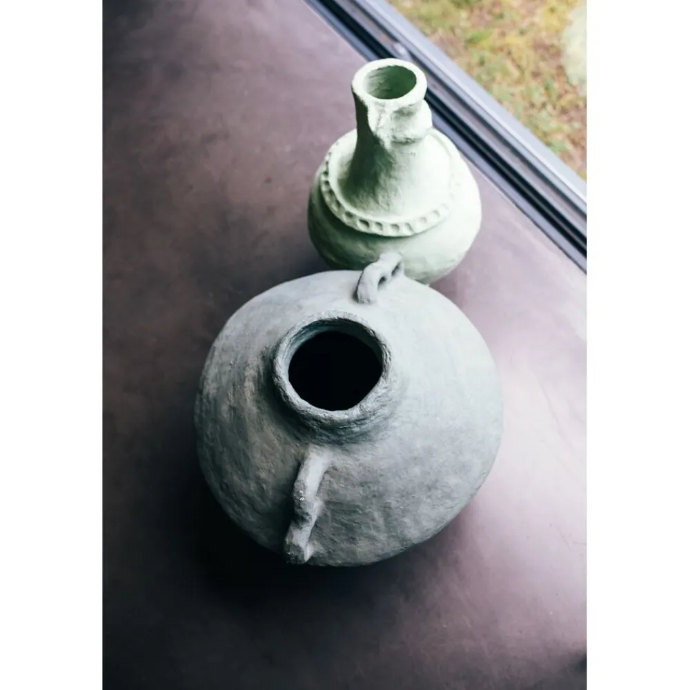 Pomax Objets De Décoration-MOMO - objet déco - papier mâché - DIA 30 x H 52,5 cm - vert pâle